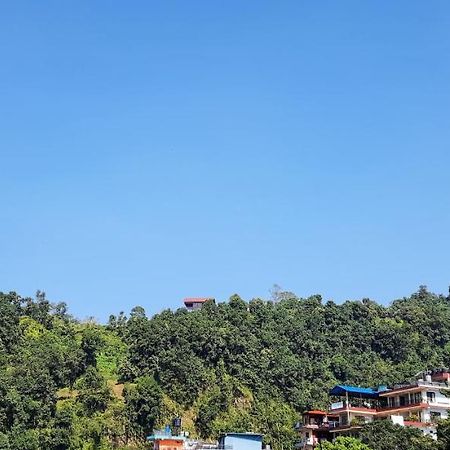 The Maple Inn Pokhara Extérieur photo