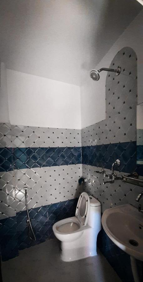The Maple Inn Pokhara Extérieur photo