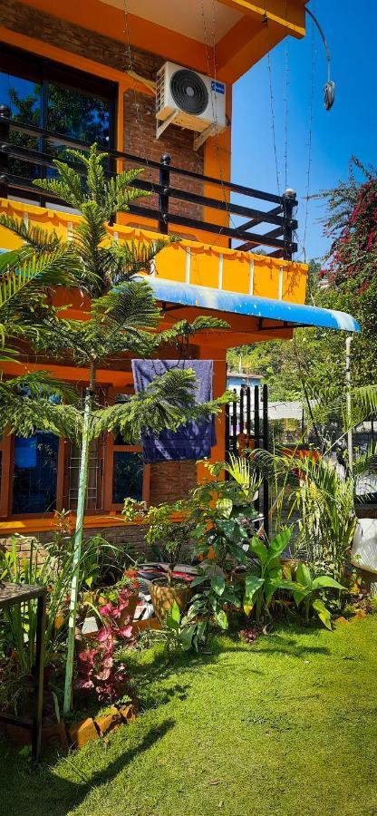 The Maple Inn Pokhara Extérieur photo